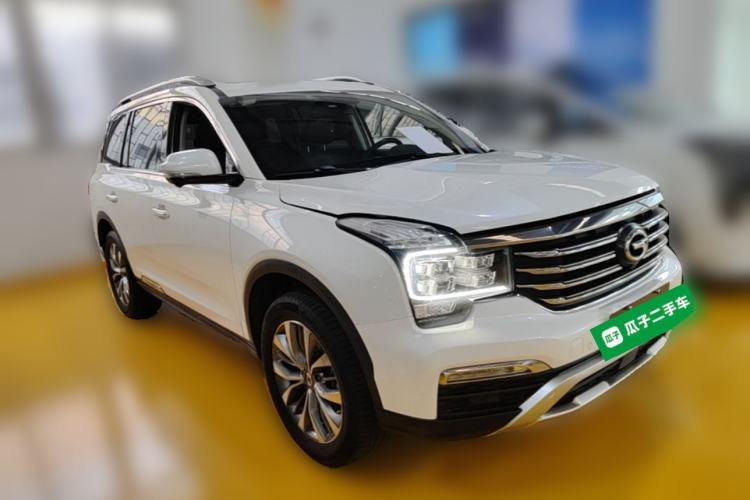 Used GAC Trumpchi GS8 2017 320T Two-Wheel Drive Luxury Edition (7 Seats) Front Right 45 Deg