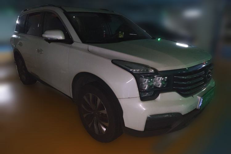 Used GAC Trumpchi GS8 2017 320T Two-Wheel Drive Luxury Smart Connectivity Version (7 Seats) Front Right 45 Deg