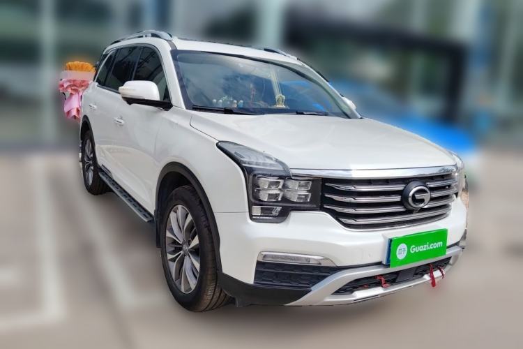 Used GAC Trumpchi GS8 2017 320T Two-Wheel Drive Luxury Smart Connectivity Version (7 Seats) Front Right 45 Deg