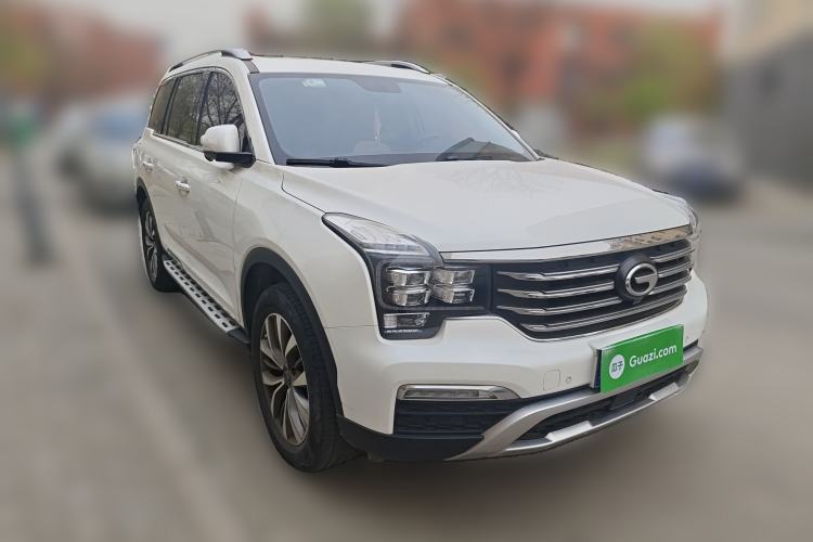 Used GAC Trumpchi GS8 2017 320T Two-Wheel Drive Luxury Smart Connectivity Version (7 Seats) Front Right 45 Deg
