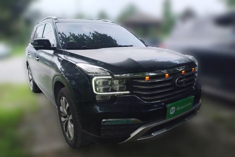 Used GAC Trumpchi GS8 2017 320T Two-Wheel Drive Luxury Smart Connectivity Version (7 Seats) Front Right 45 Deg