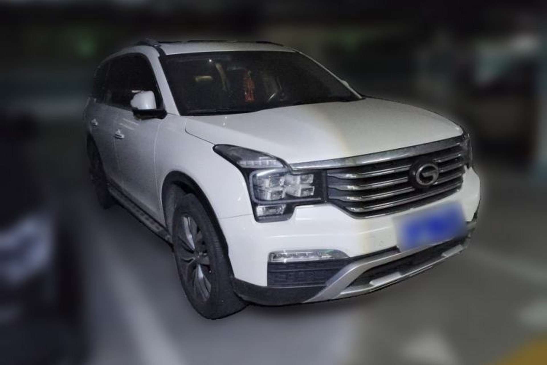 Used GAC Trumpchi GS8 2017 320T Two-Wheel Drive Luxury Smart Connectivity Version (7 Seats) Front Right 45 Deg