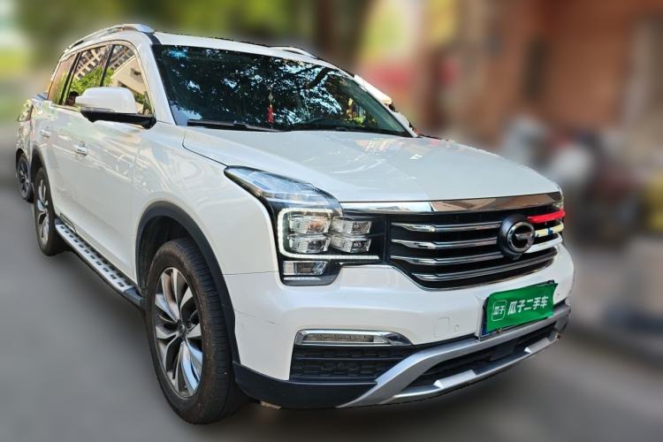 Used GAC Trumpchi GS8 2017 320T Two-Wheel Drive Luxury Smart Connectivity Version (7 Seats) Front Right 45 Deg