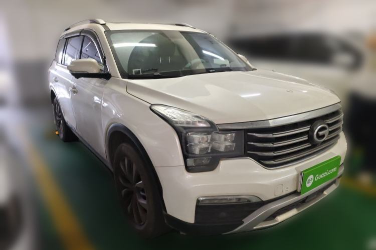 Used GAC Trumpchi GS8 2017 320T Two-Wheel Drive Luxury Smart Connectivity Version (7 Seats) Front Right 45 Deg
