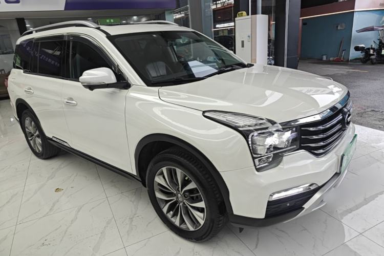Used GAC Trumpchi GS8 2017 320T Two-Wheel Drive Luxury Smart Connectivity Version (7 Seats) Front Right 45 Deg