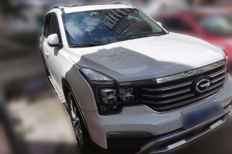 Used GAC Trumpchi GS8 2017 320T Two-Wheel Drive Luxury Smart Connectivity Version (7 Seats) Front Right 45 Deg