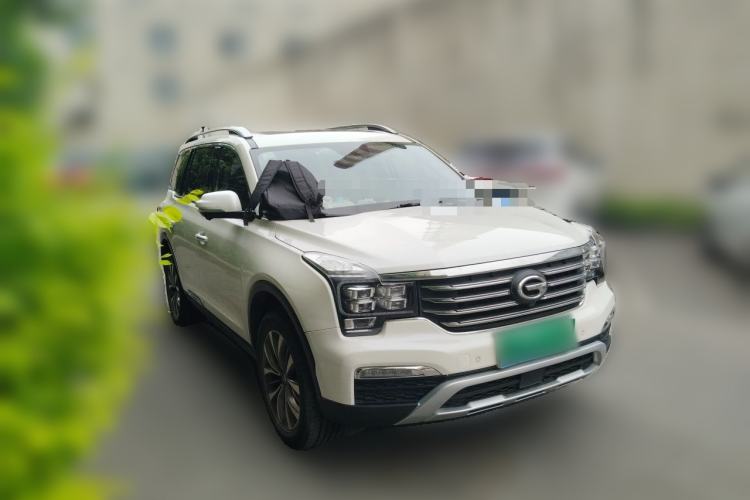 Used GAC Trumpchi GS8 2017 320T Two-Wheel Drive Luxury Smart Connectivity Version (7 Seats) Front Right 45 Deg