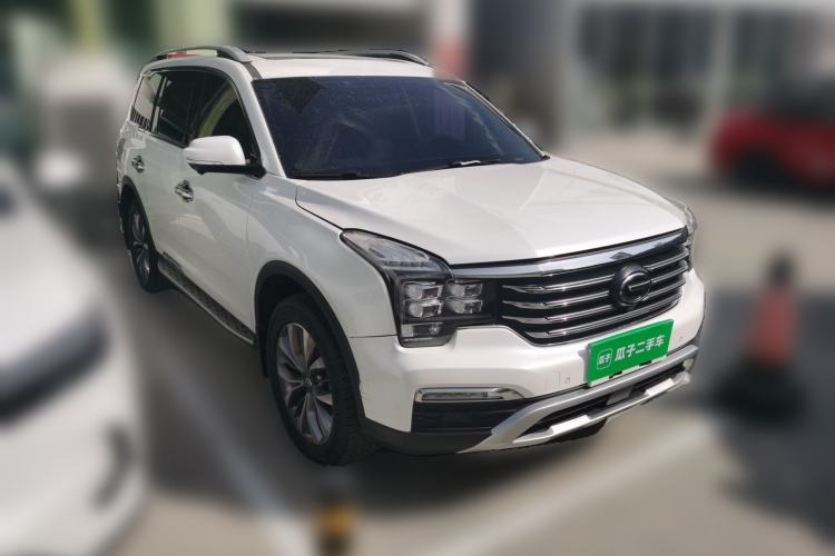 Used GAC Trumpchi GS8 2017 320T Two-Wheel Drive Luxury Smart Connectivity Version (7 Seats) Front Right 45 Deg