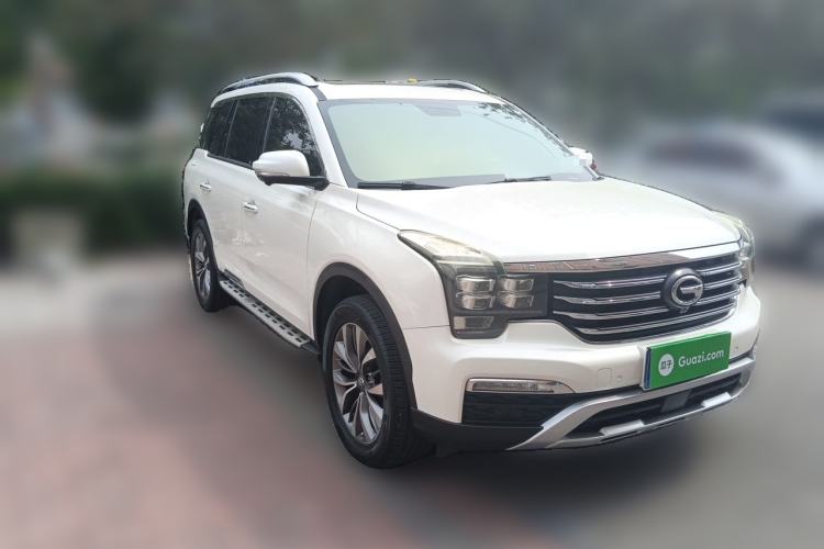 Used GAC Trumpchi GS8 2017 320T Two-Wheel Drive Luxury Smart Connectivity Version (7 Seats) Front Right 45 Deg