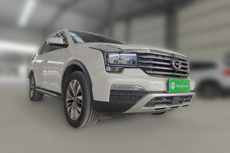 Used GAC Trumpchi GS8 2017 320T Two-Wheel Drive Luxury Smart Connectivity Version (7 Seats) Front Right 45 Deg