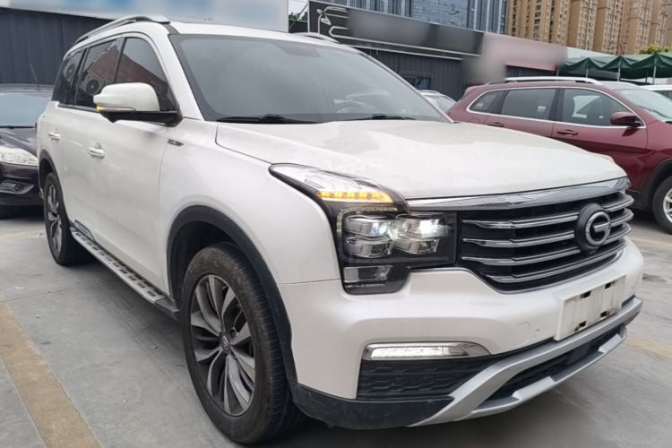 Used GAC Trumpchi GS8 2017 320T Two-Wheel Drive Luxury Smart Connectivity Version (7 Seats) Front Right 45 Deg
