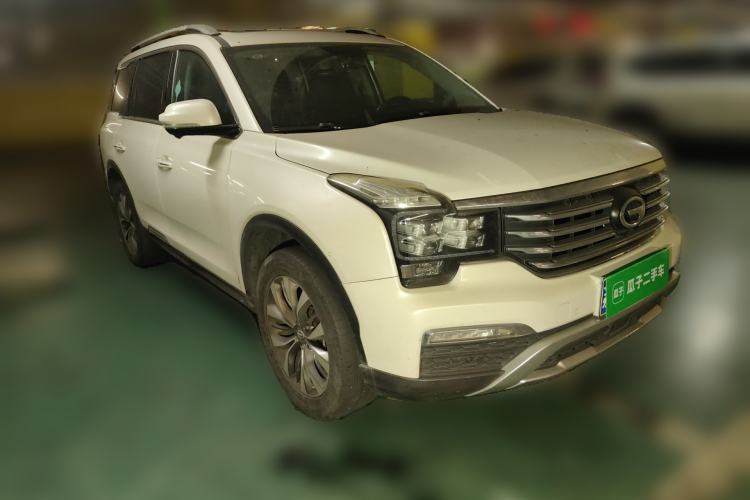Used GAC Trumpchi GS8 2017 320T Two-Wheel Drive Luxury Smart Connectivity Version (7 Seats) Front Right 45 Deg