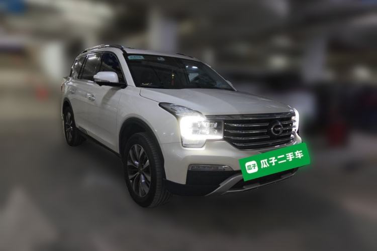 Used GAC Trumpchi GS8 2017 320T Two-Wheel Drive Luxury Smart Connectivity Version (7 Seats) Front Right 45 Deg