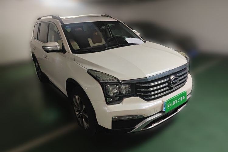 Used GAC Trumpchi GS8 2017 320T Two-Wheel Drive Luxury Smart Connectivity Version (7 Seats) Front Right 45 Deg