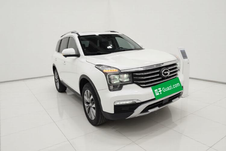 Used GAC Trumpchi GS8 2017 320T Two-Wheel Drive Luxury Smart Connectivity Version (7 Seats) Front Right 45 Deg