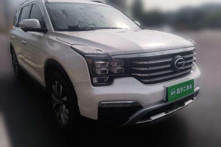 Used GAC Trumpchi GS8 2017 320T Two-Wheel Drive Luxury Smart Connectivity Version (7 Seats) Front Right 45 Deg