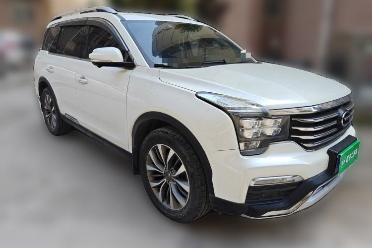 Used GAC Trumpchi GS8 2017 320T Two-Wheel Drive Luxury Smart Connectivity Version (7 Seats) Front Right 45 Deg