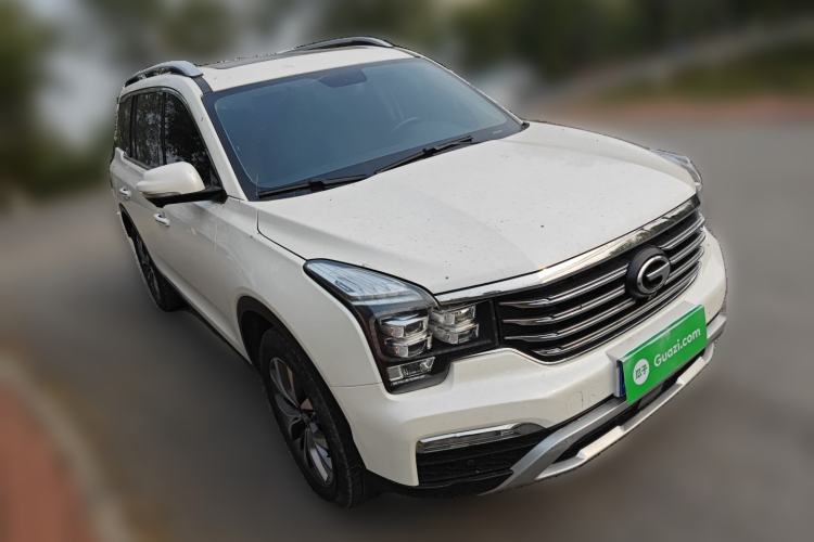 Used GAC Trumpchi GS8 2017 320T Two-Wheel Drive Luxury Smart Connectivity Version (7 Seats) Front Right 45 Deg