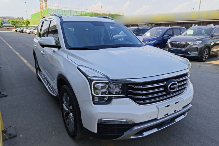 Used GAC Trumpchi GS8 2017 320T Two-Wheel Drive Luxury Smart Connectivity Version (7 Seats) Front Right 45 Deg