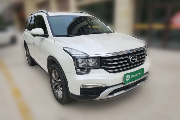 Used GAC Trumpchi GS8 2017 320T Two-Wheel Drive Luxury Smart Connectivity Version (7 Seats) Front Right 45 Deg