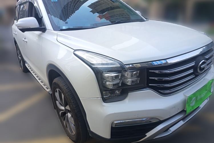 Used GAC Trumpchi GS8 2017 320T Two-Wheel Drive Luxury Smart Connectivity Version (7 Seats) Front Right 45 Deg