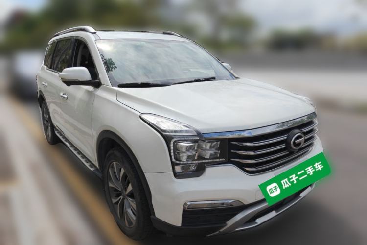 Used GAC Trumpchi GS8 2017 320T Two-Wheel Drive Luxury Smart Connectivity Version (7 Seats) Front Right 45 Deg