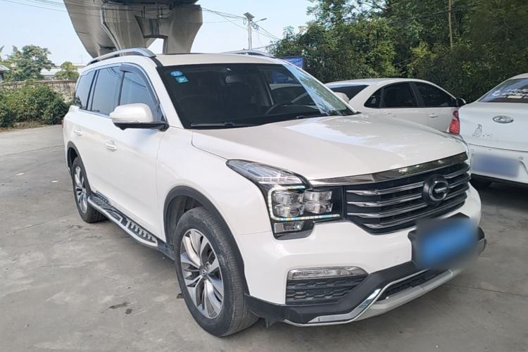Used GAC Trumpchi GS8 2017 320T Four-Wheel Drive Luxury Smart Connectivity Version (7 Seats) Front Right 45 Deg