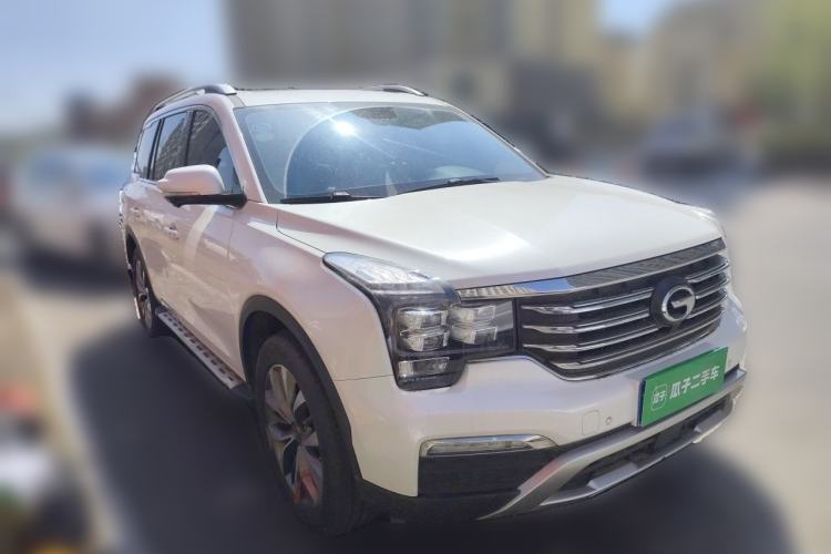 Used GAC Trumpchi GS8 2017 320T Two-Wheel Drive Luxury Smart Connectivity Version (7 Seats) Front Right 45 Deg