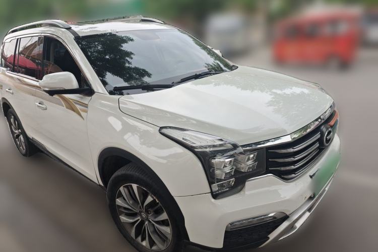 Used GAC Trumpchi GS8 2017 320T Two-Wheel Drive Luxury Smart Connectivity Version (7 Seats) Front Right 45 Deg