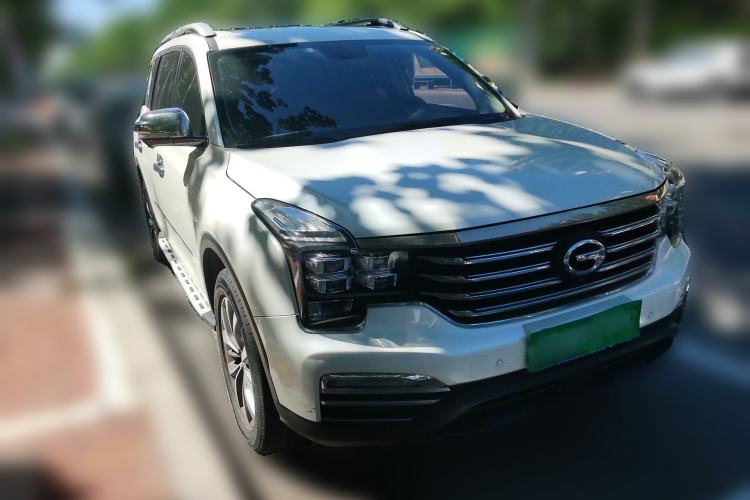 Used GAC Trumpchi GS8 2017 320T Two-Wheel Drive Luxury Smart Connectivity Version (7 Seats) Front Right 45 Deg