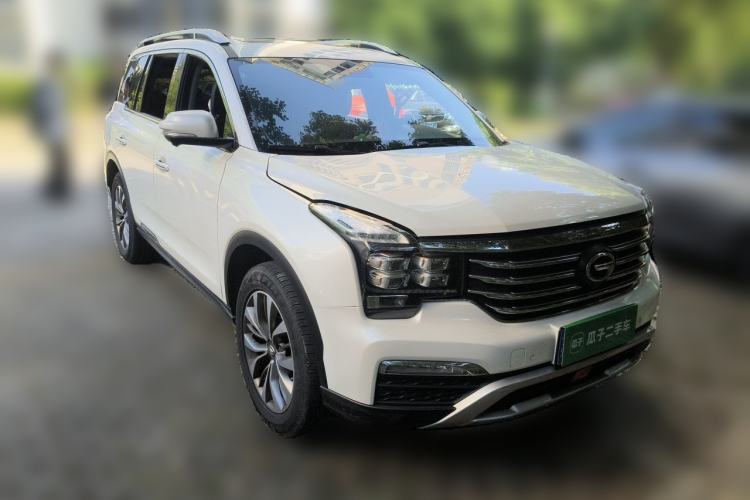 Used GAC Trumpchi GS8 2017 320T Two-Wheel Drive Luxury Smart Connectivity Version (7 Seats) Front Right 45 Deg