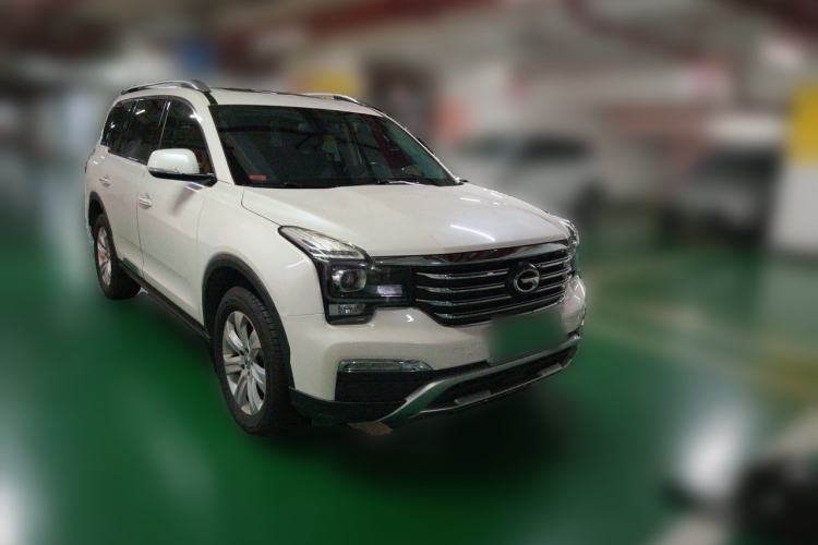 Used GAC Trumpchi GS8 2017 320T Two-Wheel Drive Luxury Edition (7 Seats) Front Right 45 Deg