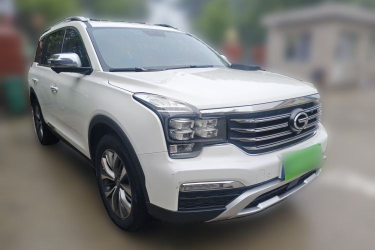 Used GAC Trumpchi GS8 2017 320T Two-Wheel Drive Luxury Smart Connectivity Version (7 Seats) Front Right 45 Deg