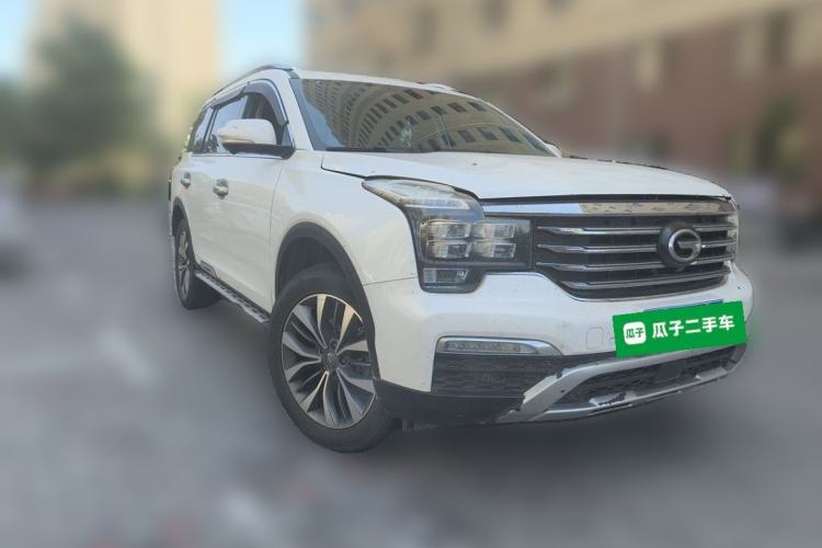 Used GAC Trumpchi GS8 2017 320T Two-Wheel Drive Luxury Smart Connectivity Version (7 Seats) Front Right 45 Deg