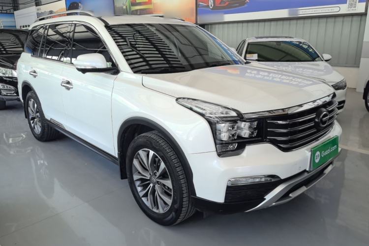 Used GAC Trumpchi GS8 2017 320T Two-Wheel Drive Luxury Smart Connectivity Version (7 Seats) Front Right 45 Deg