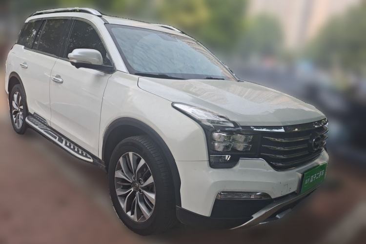 Used GAC Trumpchi GS8 2017 320T Two-Wheel Drive Luxury Smart Connectivity Version (7 Seats) Front Right 45 Deg