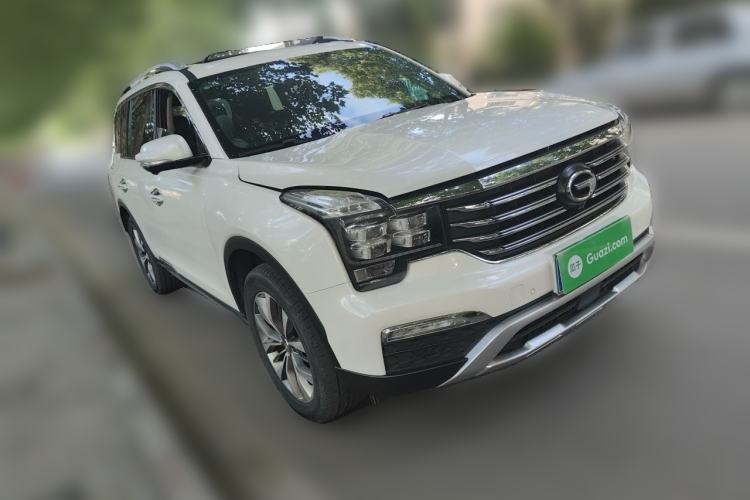 Used GAC Trumpchi GS8 2017 320T Two-Wheel Drive Luxury Smart Connectivity Version (7 Seats) Front Right 45 Deg