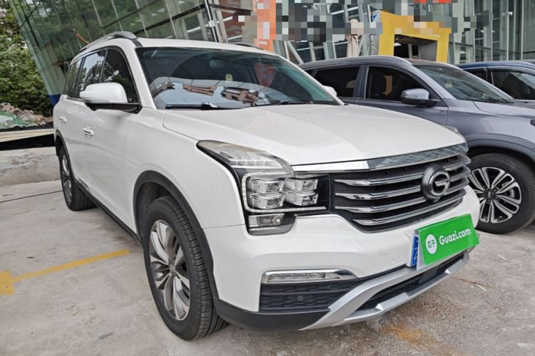 Used GAC Trumpchi GS8 2017 320T Two-Wheel Drive Luxury Smart Connectivity Version (7 Seats) Front Right 45 Deg
