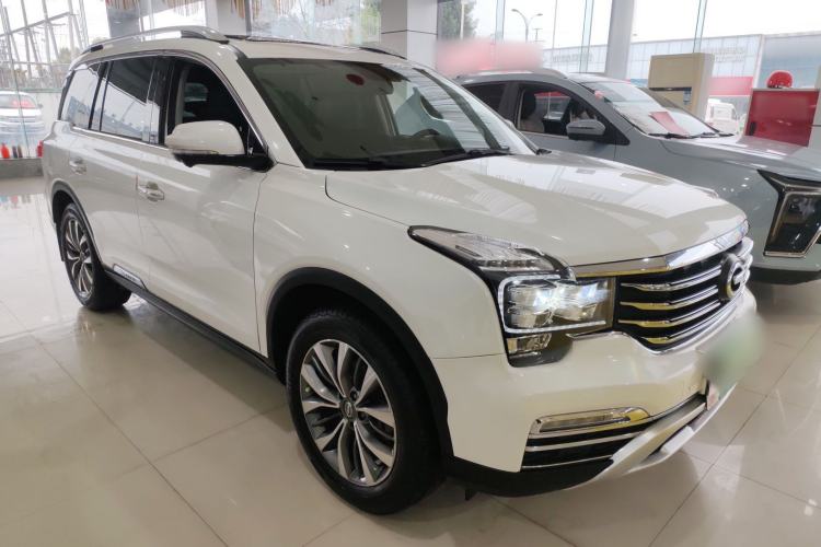 Used GAC Trumpchi GS8 2017 320T Two-Wheel Drive Luxury Smart Connectivity Version (7 Seats) Front Right 45 Deg