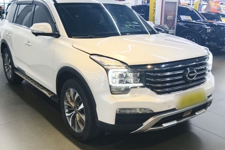 Used GAC Trumpchi GS8 2017 320T Two-Wheel Drive Luxury Smart Connectivity Version (7 Seats) Front Right 45 Deg