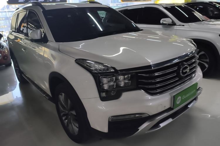 Used GAC Trumpchi GS8 2017 320T Four-Wheel Drive Luxury Smart Connectivity Version (7 Seats) Front Right 45 Deg