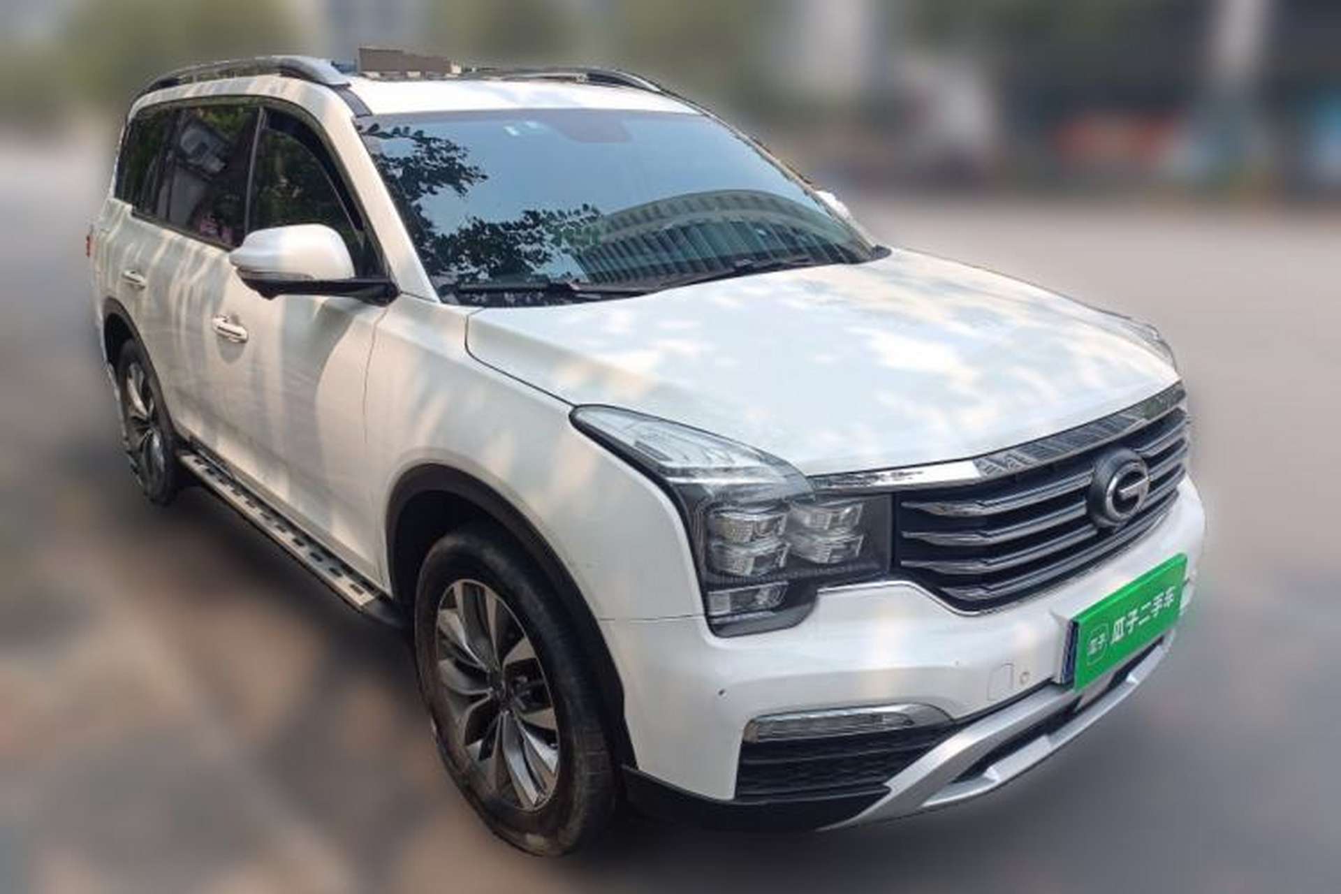 Used GAC Trumpchi GS8 2017 320T Two-Wheel Drive Luxury Smart Connectivity Version (7 Seats) Front Right 45 Deg