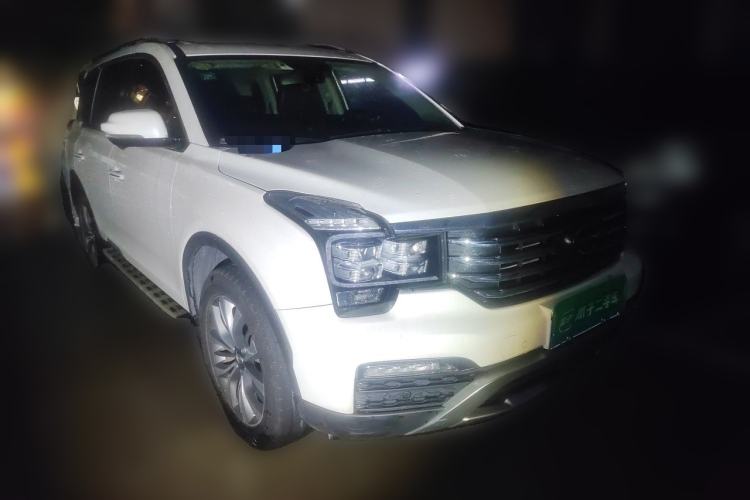 Used GAC Trumpchi GS8 2017 320T Two-Wheel Drive Prestige Version (7 Seats) Front Right 45 Deg