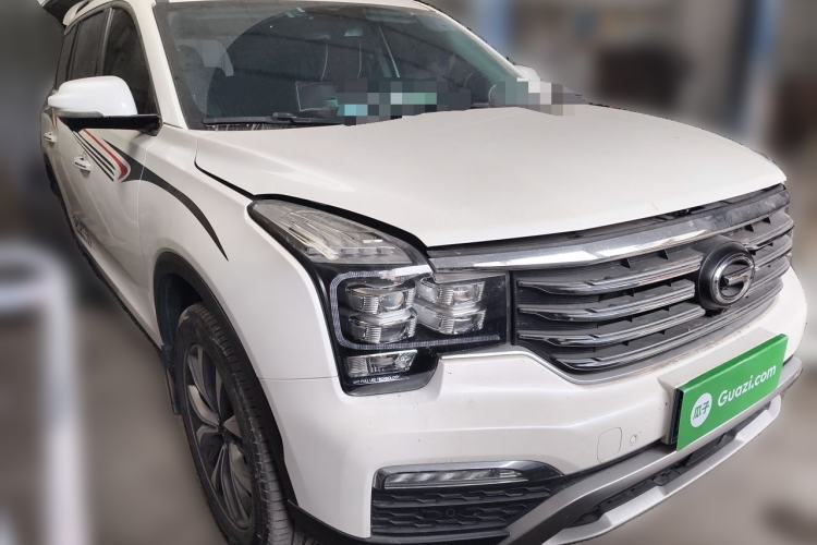 Used GAC Trumpchi GS8 2017 320T Two-Wheel Drive Luxury Smart Connectivity Version (7 Seats) Front Right 45 Deg