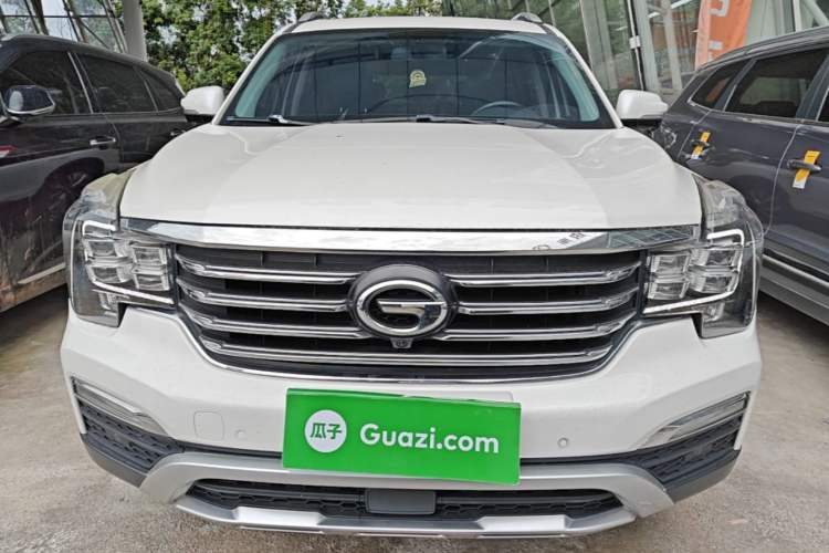 Used GAC Trumpchi GS8 2017 320T Two-Wheel Drive Luxury Smart Connectivity Version (7 Seats) Front