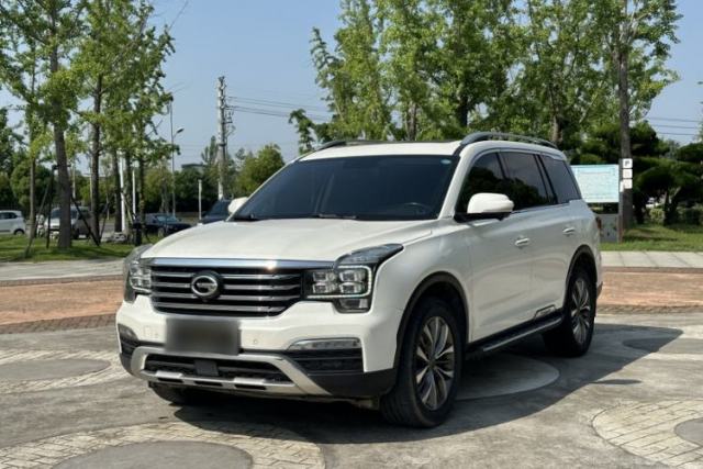Used GAC Trumpchi GS8 2017 320T Two-Wheel Drive Luxury Smart Connectivity Version (7 Seats)