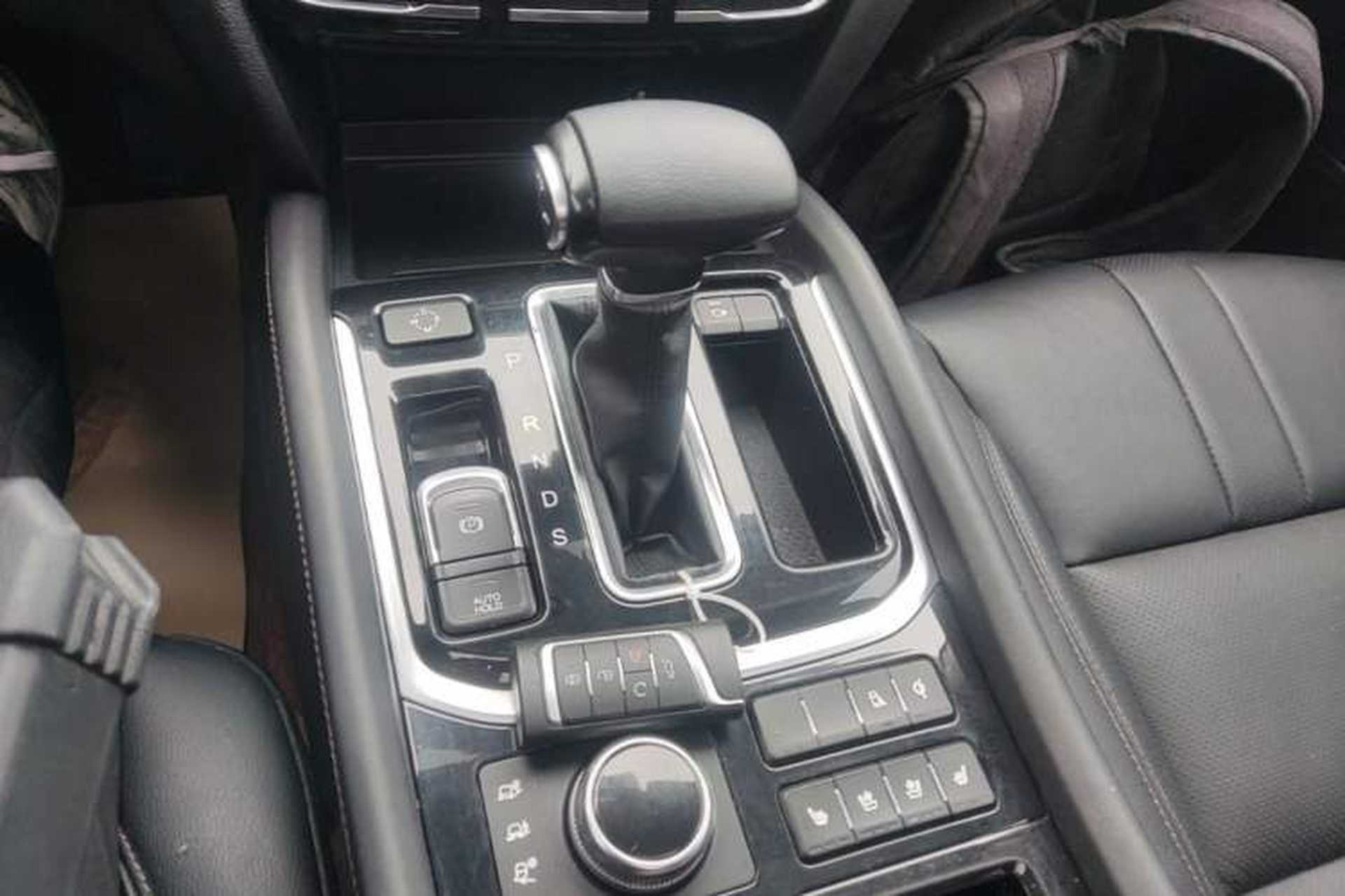 Used GAC Trumpchi GS8 2017 320T Four-Wheel Drive Luxury Smart Connectivity Version (7 Seats) Gear Lever