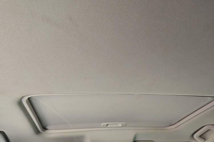 Used GAC Trumpchi GS8 2017 320T Two-Wheel Drive Luxury Edition (7 Seats) Headliner
