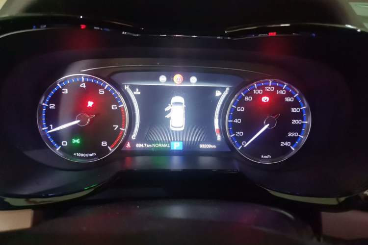Used GAC Trumpchi GS8 2017 320T Two-Wheel Drive Luxury Smart Connectivity Version (7 Seats) Instrument Cluster