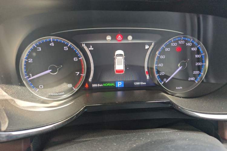 Used GAC Trumpchi GS8 2017 320T Two-Wheel Drive Luxury Edition (7 Seats) Instrument Cluster